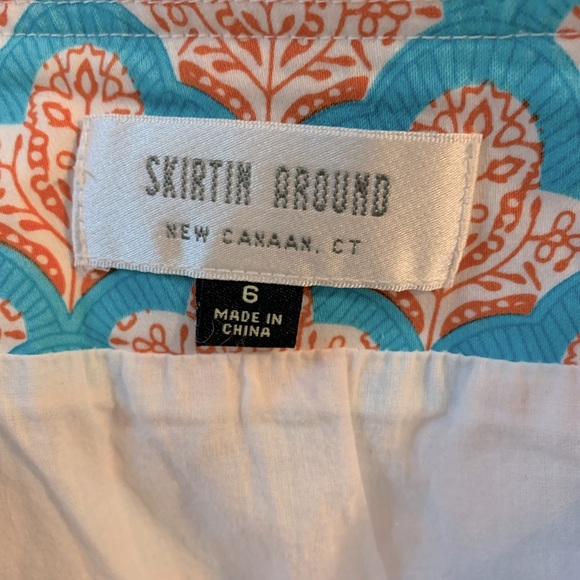 Skirtin Around Fun Skirt - Picture 4 of 6